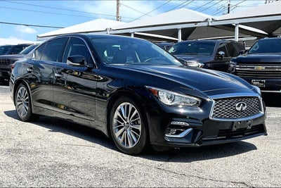 2023 INFINITI Q50 LUXE