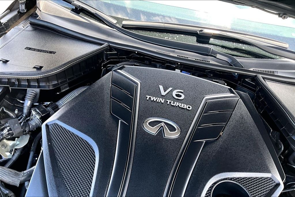 2023 INFINITI Q50 LUXE