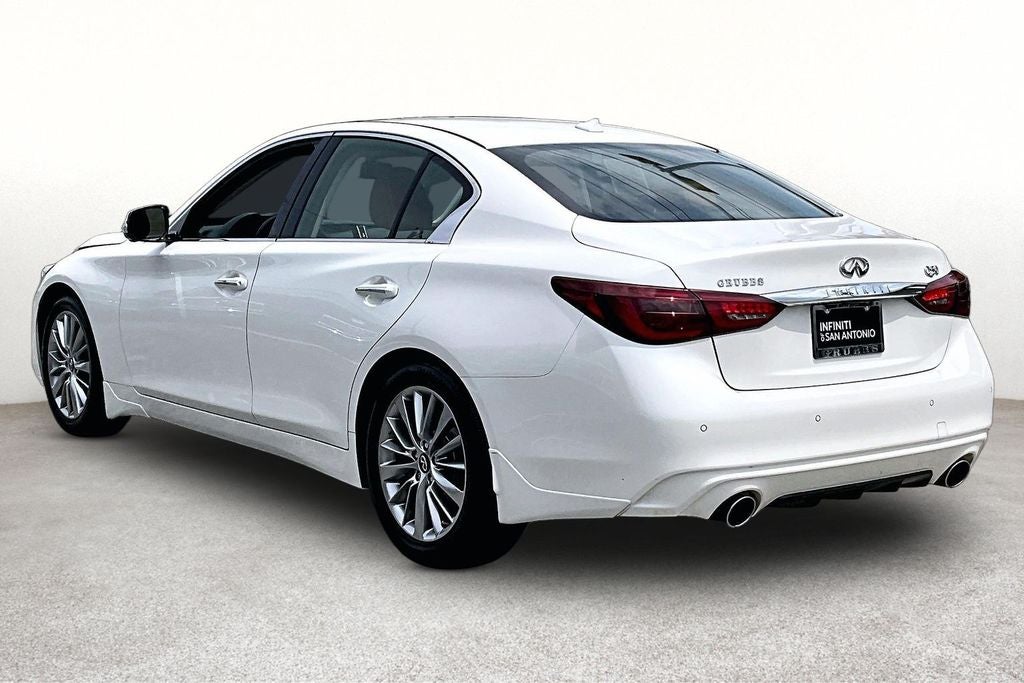 2023 INFINITI Q50 LUXE