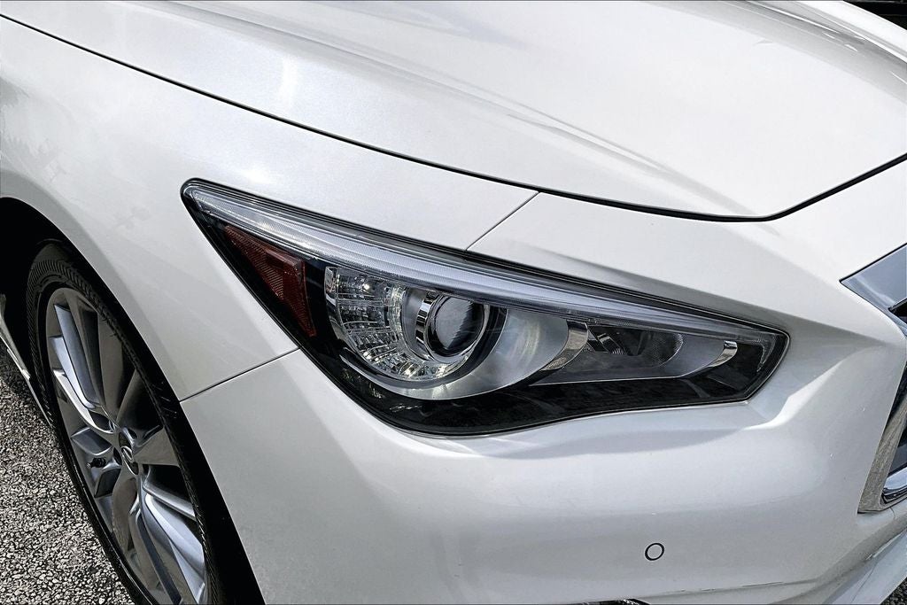2023 INFINITI Q50 LUXE