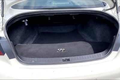 2023 INFINITI Q50 LUXE