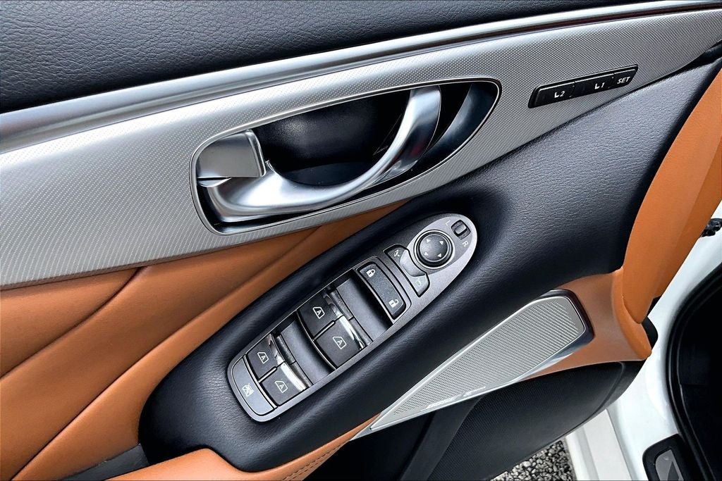 2023 INFINITI Q50 LUXE