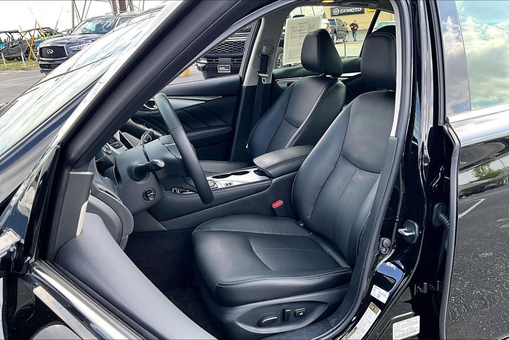 2024 INFINITI Q50 LUXE