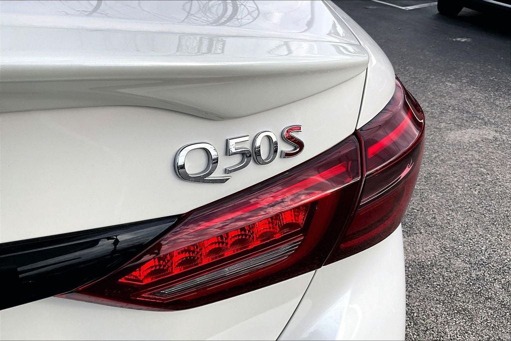 2022 INFINITI Q50 Red Sport 400