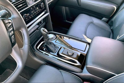 2024 INFINITI QX80 Premium Select