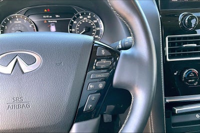 2024 INFINITI QX80 Premium Select