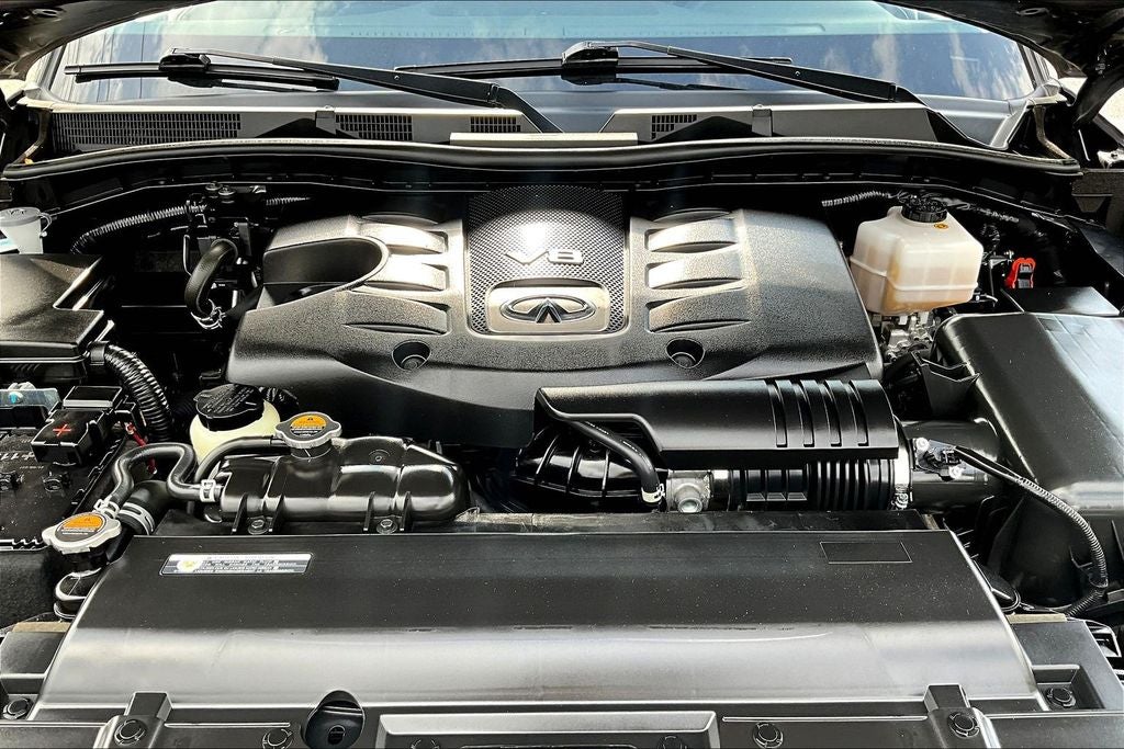 2024 INFINITI QX80 LUXE