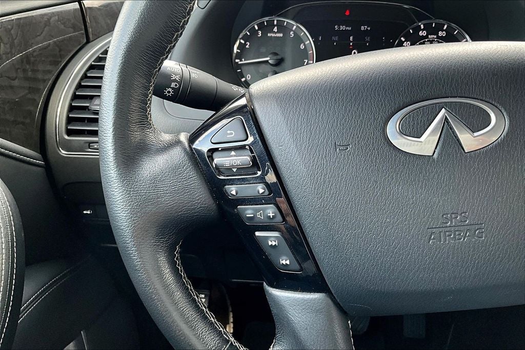 2024 INFINITI QX80 LUXE