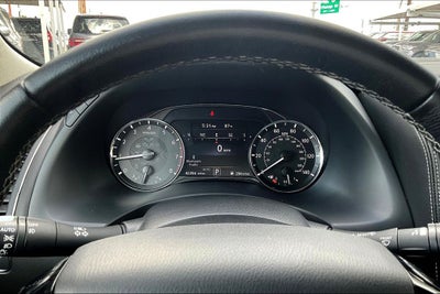 2024 INFINITI QX80 LUXE