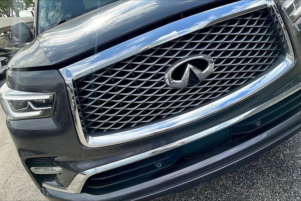 2024 INFINITI QX80 LUXE