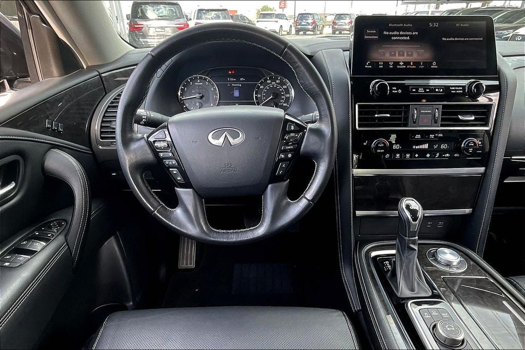2024 INFINITI QX80 LUXE
