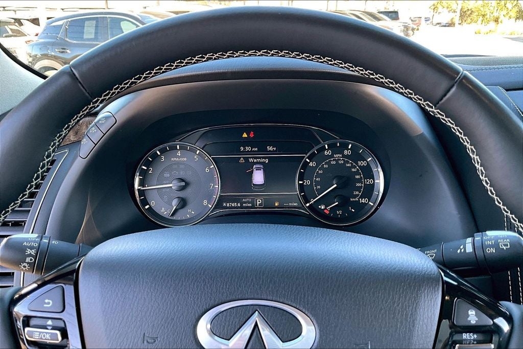 2023 INFINITI QX80 Premium Select