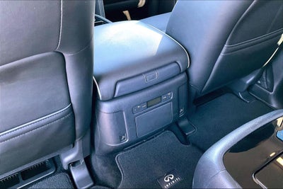 2023 INFINITI QX80 Premium Select