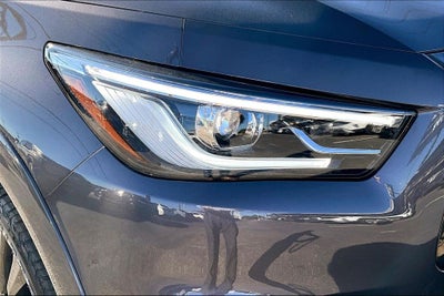 2023 INFINITI QX80 Premium Select