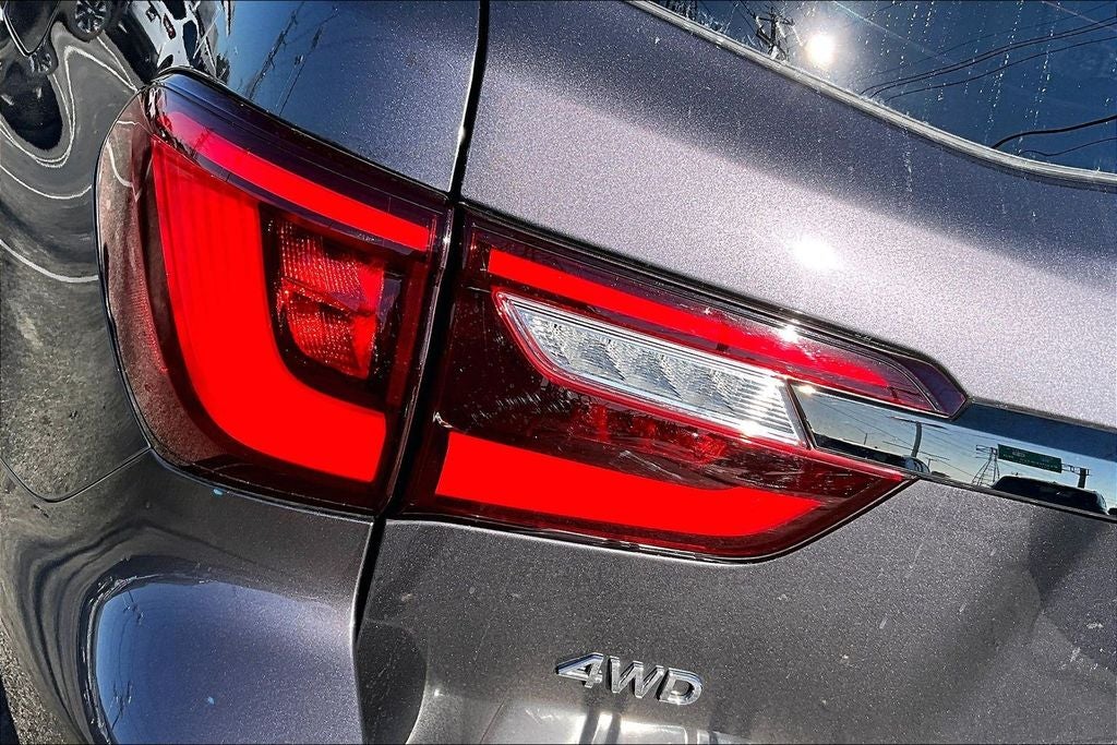 2023 INFINITI QX80 Premium Select