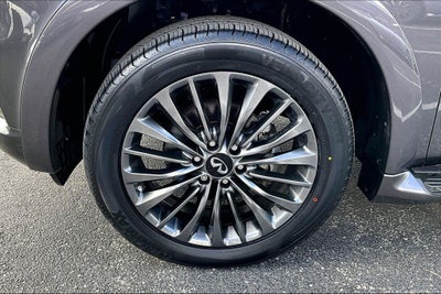 2024 INFINITI QX80 Premium Select