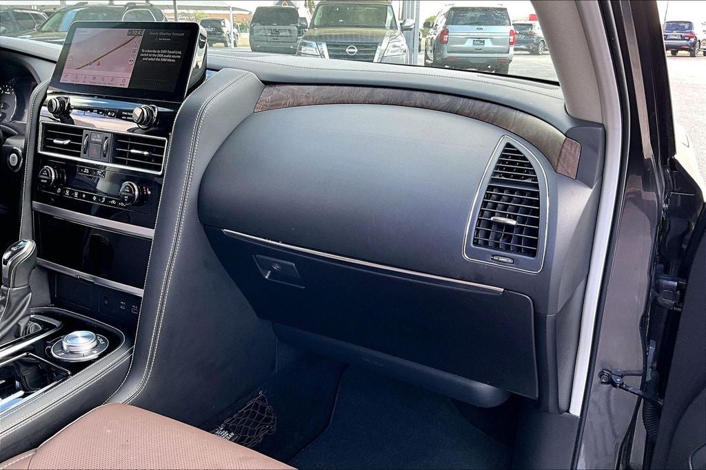 2024 INFINITI QX80 Premium Select