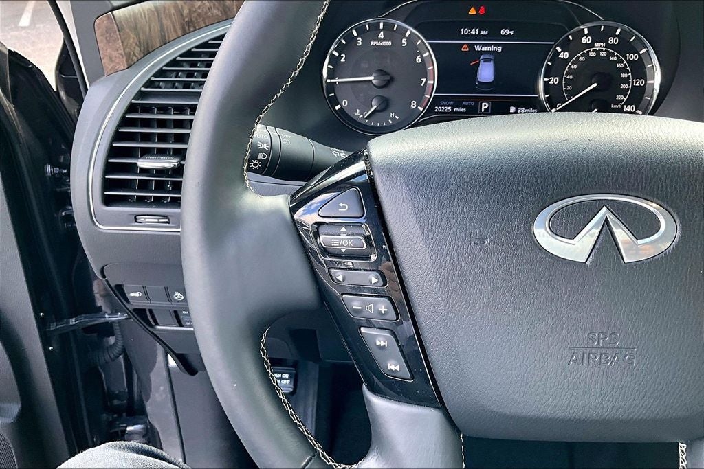 2024 INFINITI QX80 Premium Select
