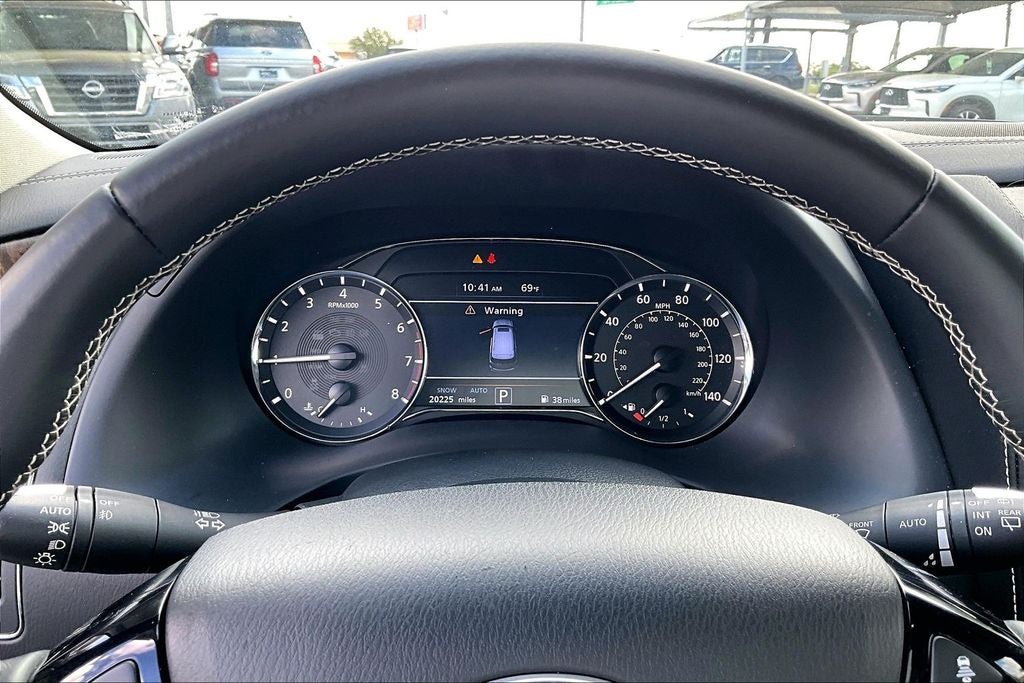 2024 INFINITI QX80 Premium Select