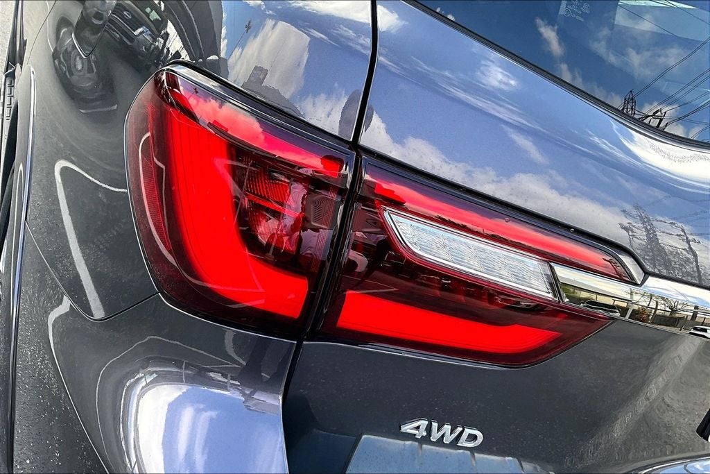 2024 INFINITI QX80 Premium Select