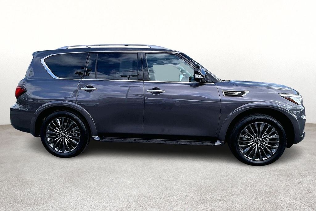 2024 INFINITI QX80 Premium Select