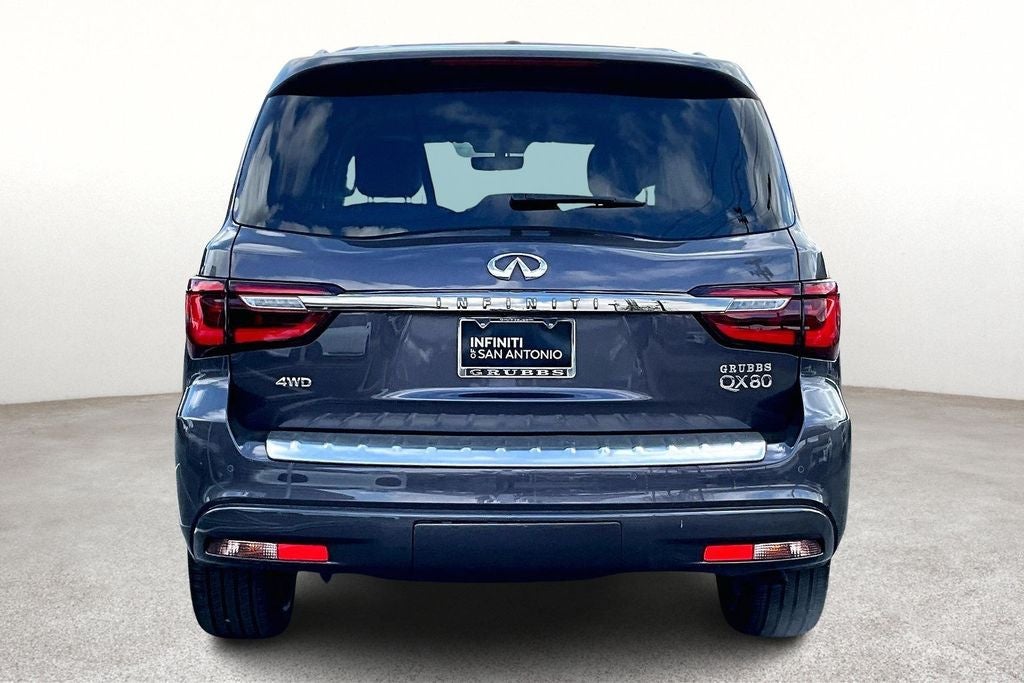 2024 INFINITI QX80 Premium Select