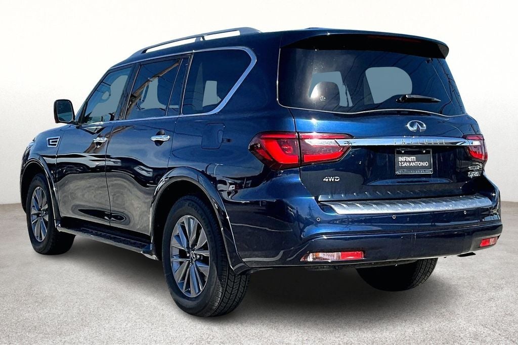 2024 INFINITI QX80 LUXE