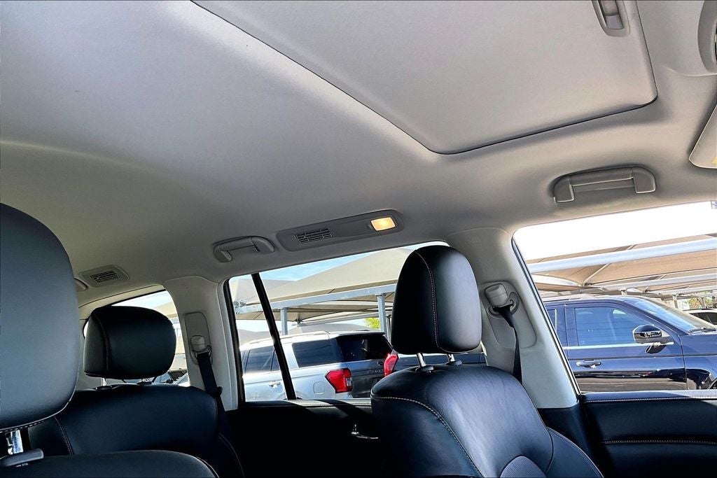 2024 INFINITI QX80 LUXE