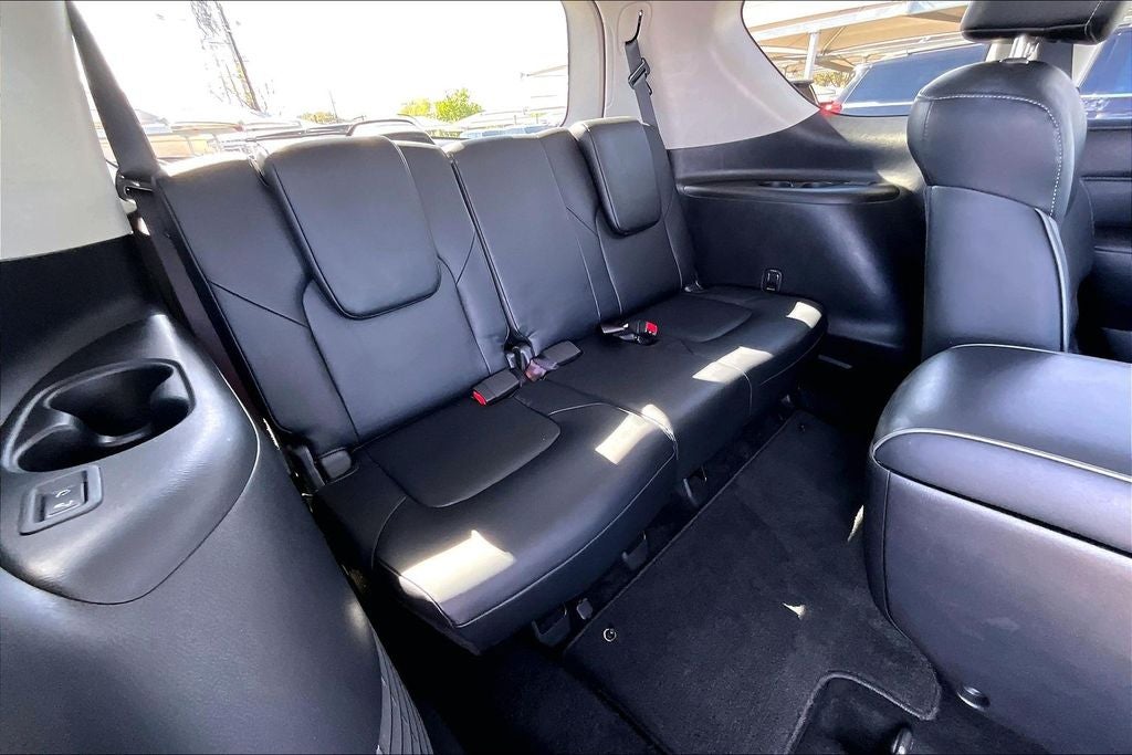 2024 INFINITI QX80 LUXE