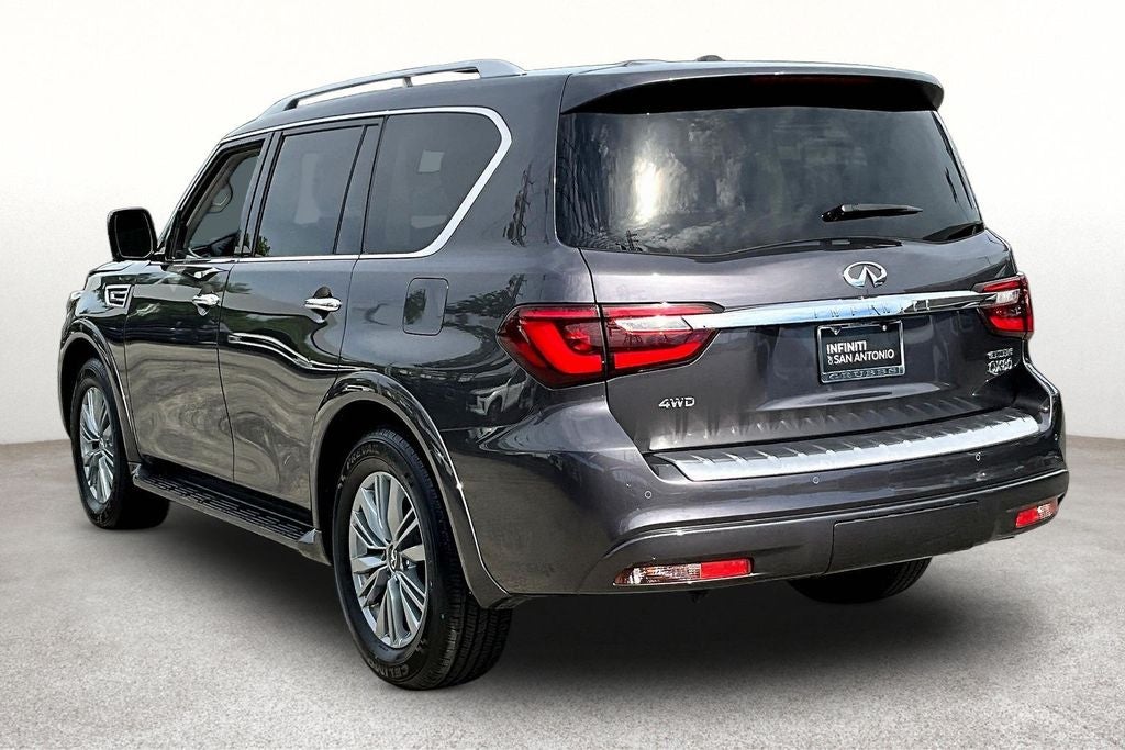2024 INFINITI QX80 LUXE