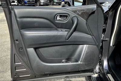 2024 INFINITI QX80 LUXE