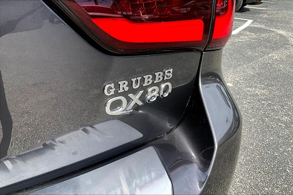 2024 INFINITI QX80 LUXE