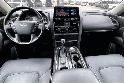 2024 INFINITI QX80 LUXE