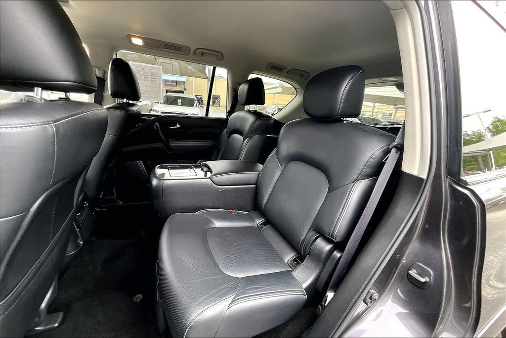 2024 INFINITI QX80 LUXE