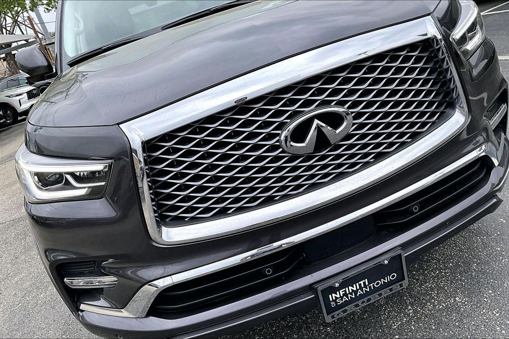 2024 INFINITI QX80 LUXE