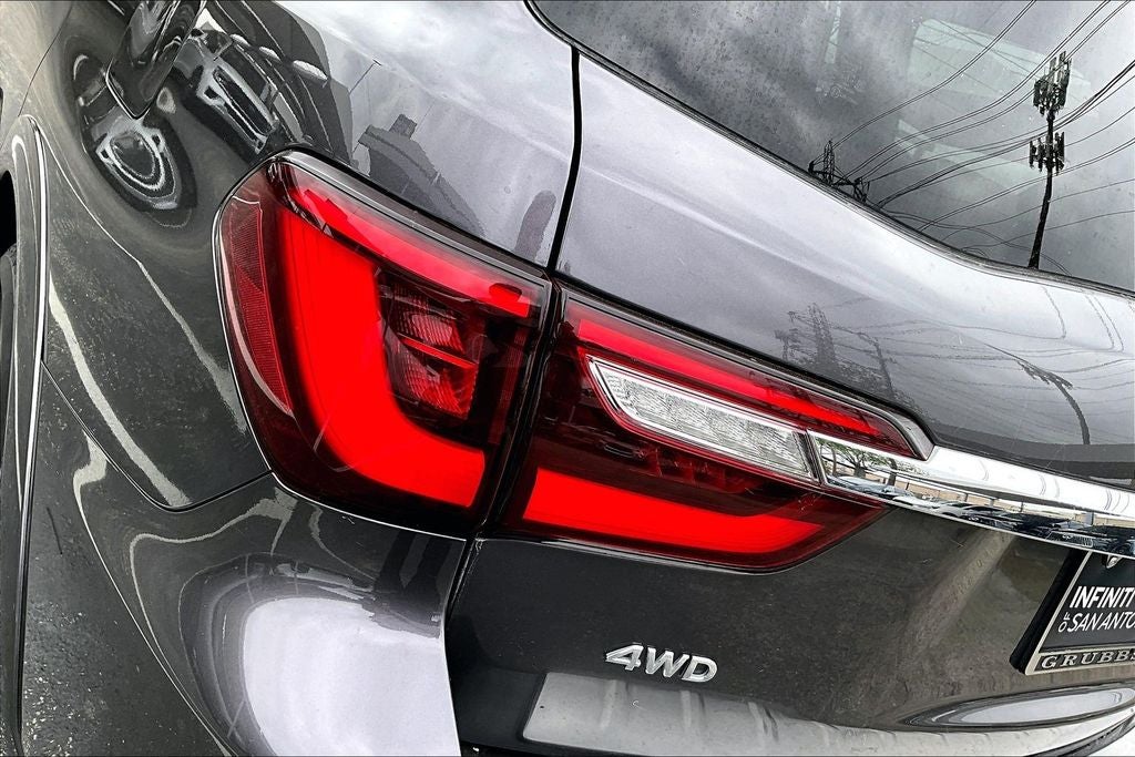 2024 INFINITI QX80 LUXE