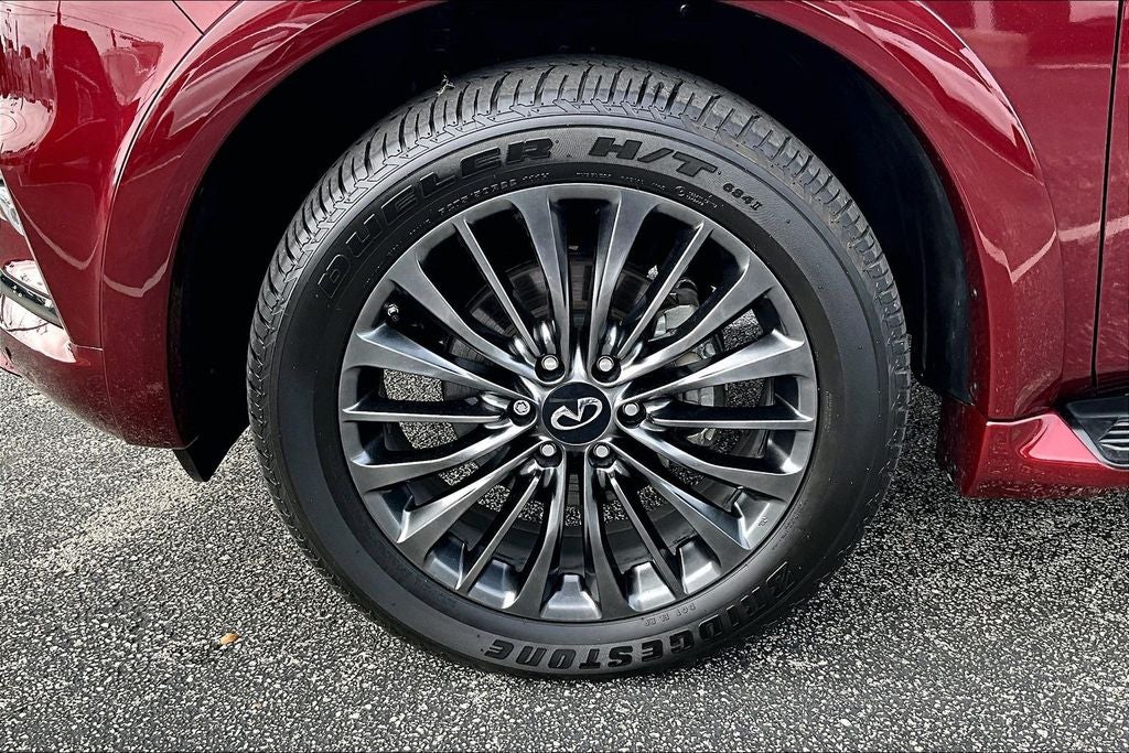 2023 INFINITI QX80 Premium Select