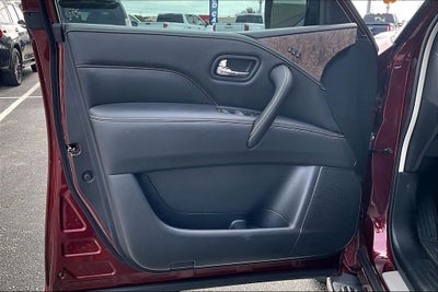 2023 INFINITI QX80 Premium Select