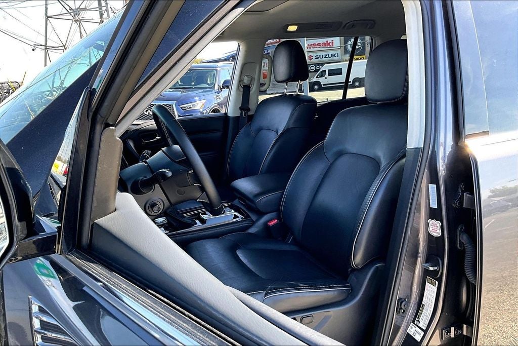 2024 INFINITI QX80 LUXE