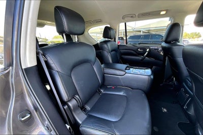 2024 INFINITI QX80 LUXE