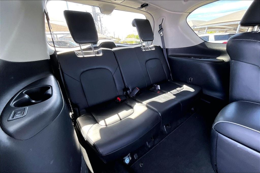 2024 INFINITI QX80 LUXE