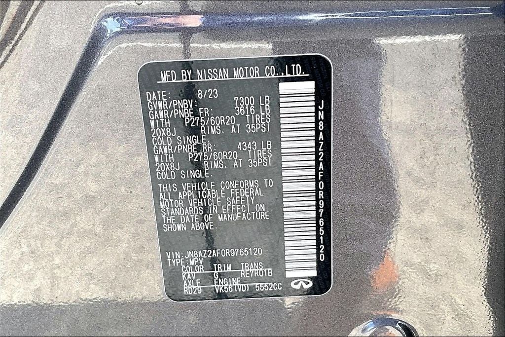 2024 INFINITI QX80 LUXE