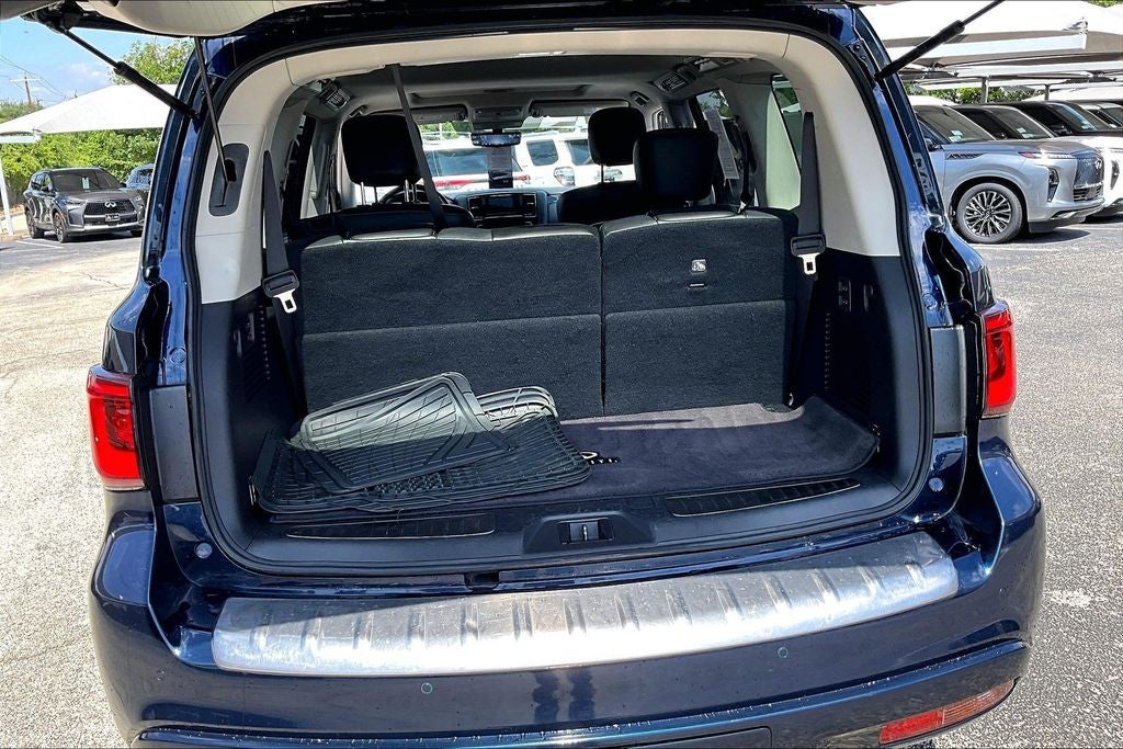 2021 INFINITI QX80 LUXE