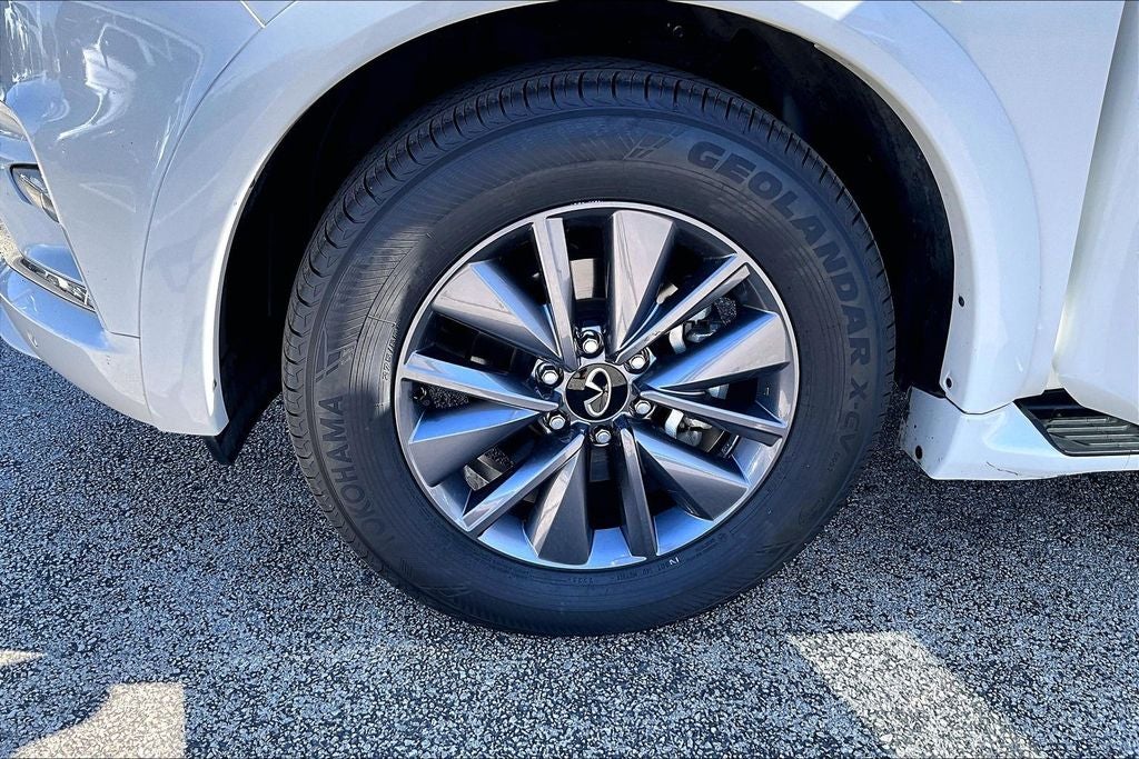 2022 INFINITI QX80 LUXE