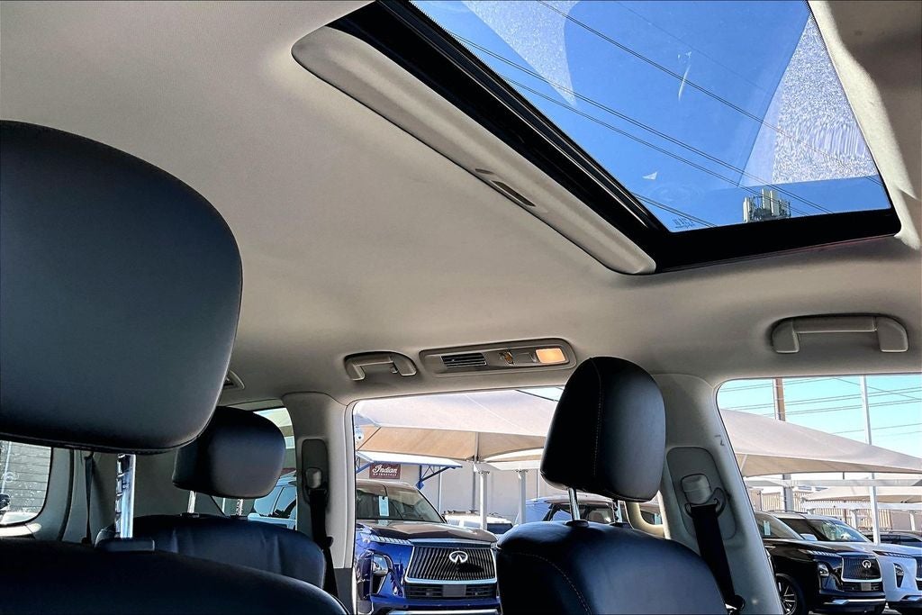 2022 INFINITI QX80 LUXE