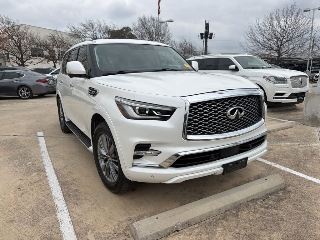2022 INFINITI QX80 LUXE