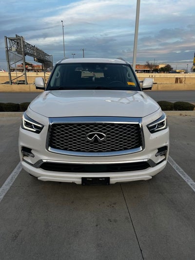 2022 INFINITI QX80 LUXE