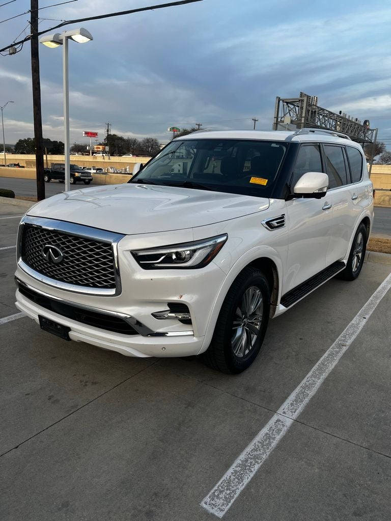 2022 INFINITI QX80 LUXE