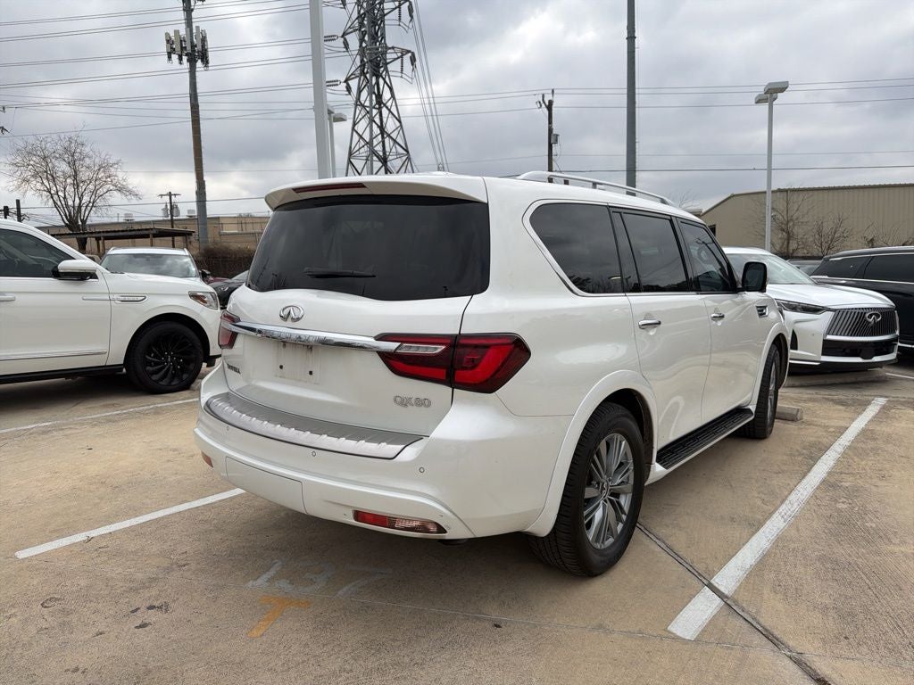 2022 INFINITI QX80 LUXE