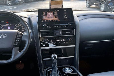 2023 INFINITI QX80 Premium Select